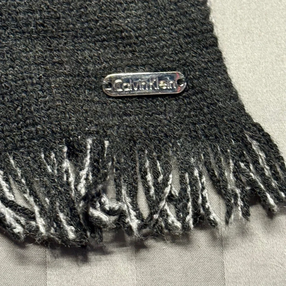 Calvin Klein Charcoal Gray & Light Gray Knit Fringe Scarf‎ Wrap Shawl